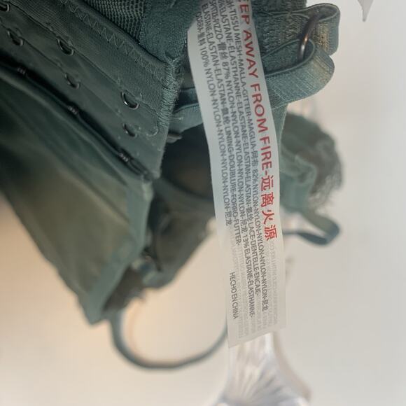 Out From Under Bustier Corset Top Lace Y2K Coquette Whimsigoth Romantic‎ Fairy S - Picture 4 of 4